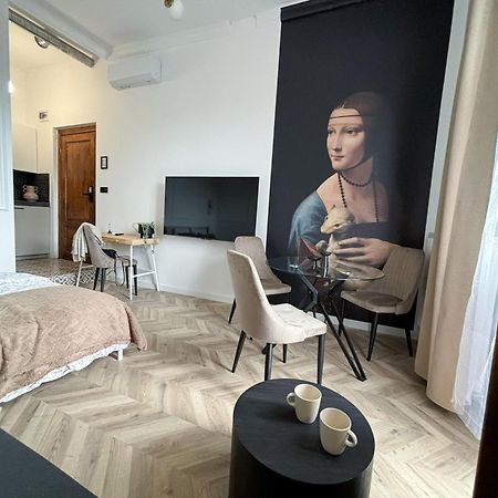 Lion Apartments - Platinium Krakau Buitenkant foto