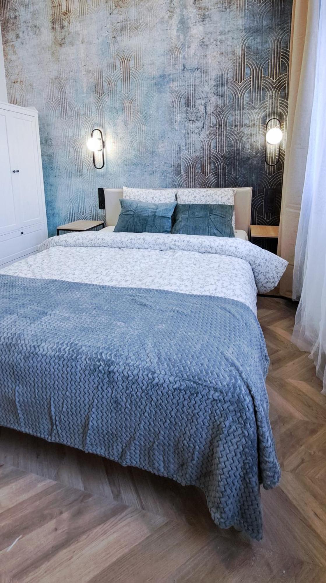 Lion Apartments - Platinium Krakau Buitenkant foto
