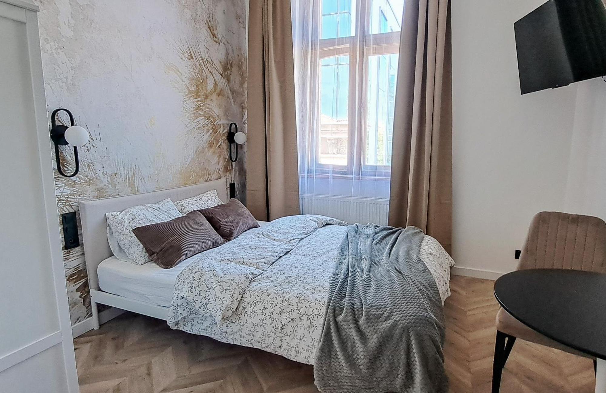 Lion Apartments - Platinium Krakau Buitenkant foto
